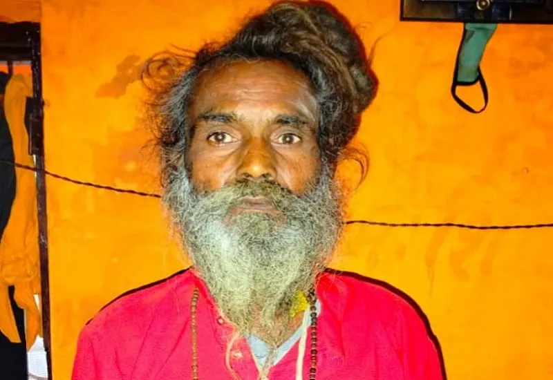 मुरादाबाद : प्राचीन शिव मंदिर में मारे गए पुजारी का हुआ अंतिम संस्कार, पुलिस खाली हाथ