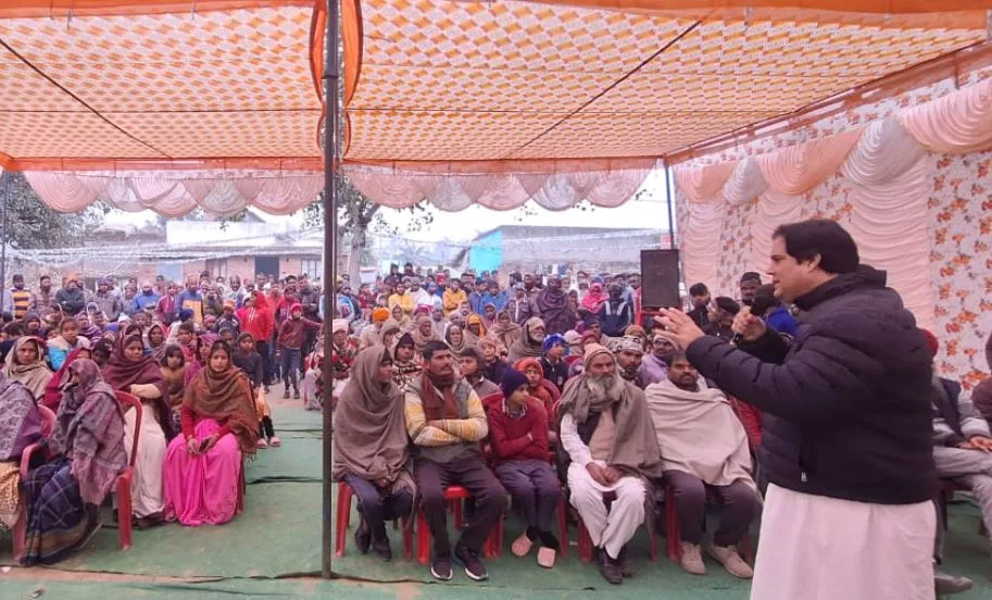 पीलीभीत: पंडित नेहरू का किस्सा सुनाकर सांसद वरुण ने आजादी से जुड़ी कही बड़ी बात, शिक्षा-स्वास्थ्य के स्तर को लेकर भी साधा निशाना