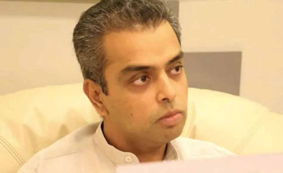 कांग्रेस को बड़ा झटका, मिलिंद देवड़ा ने पार्टी से दिया इस्तीफा