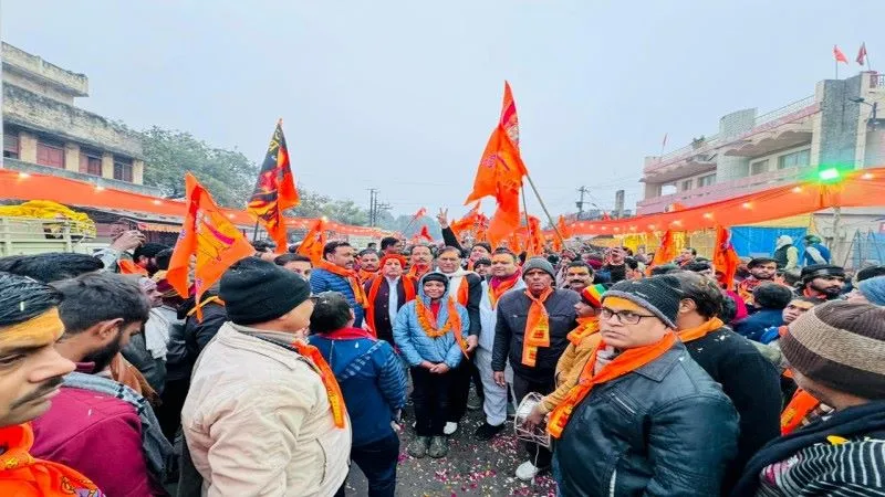 रामोत्सव : राम जानकी की झांकी के साथ निकाली गई शोभायात्रा