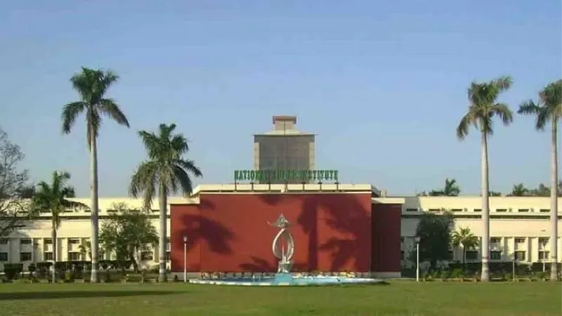 Kanpur News: एनएसआई में विदेशी छात्र को मिलेगा महात्मा गांधी गोल्ड मेडल, सुपर शुगर बनाने वालों को यंग फेलोशिप.. 