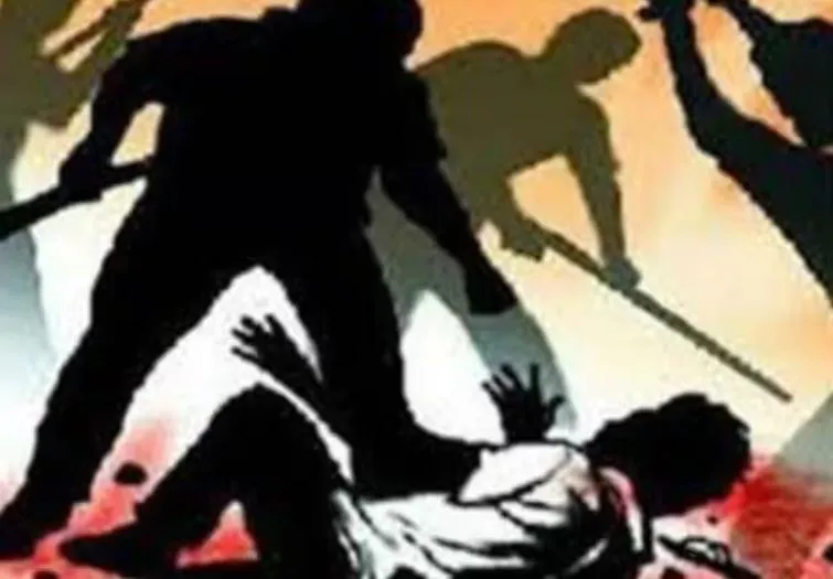 बरेली: चुनावी रंजिश में युवक पर ग्राम प्रधान ने किया धारदार हथियार से हमला, हालत नाजुक