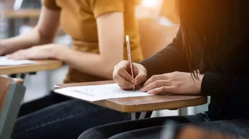 बरेली: बोर्ड परीक्षा के समय में हुआ बदलाव, ना करें अनदेखी...जान लें अभी