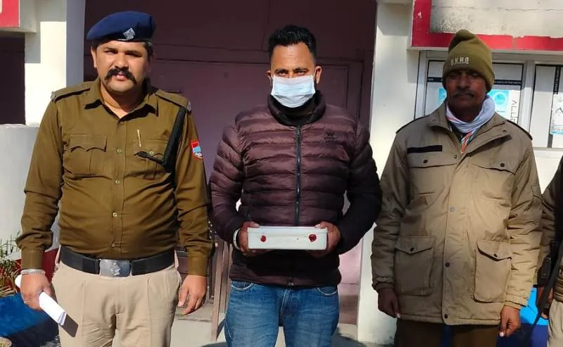 काशीपुर: खनन के विवाद में हुई फायरिंग को लेकर फरार आरोपी को पुलिस ने दबोचा