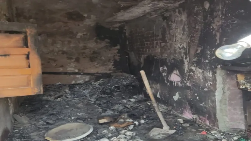 बहराइच : विद्युत कंट्रोल रूम में शार्ट सर्किट से लगी आग, काफी देर बाद पाया काबू 