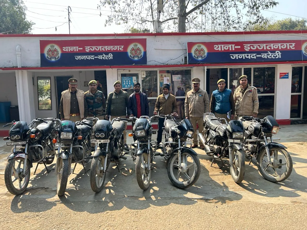 बरेली: अंतर्राज्यीय वाहन चोर गिरफ्तार, आठ बाइक बरामद... यहां से करते थे चोरी