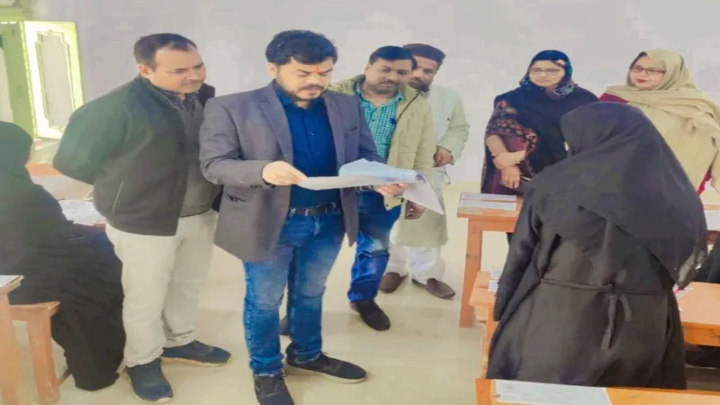 Madrasa board exam :  पहले दिन की परीक्षा में अनुपस्थित रहे 663 छात्र, 11 मदरसों में शुरू हुईं बोर्ड परीक्षाएं