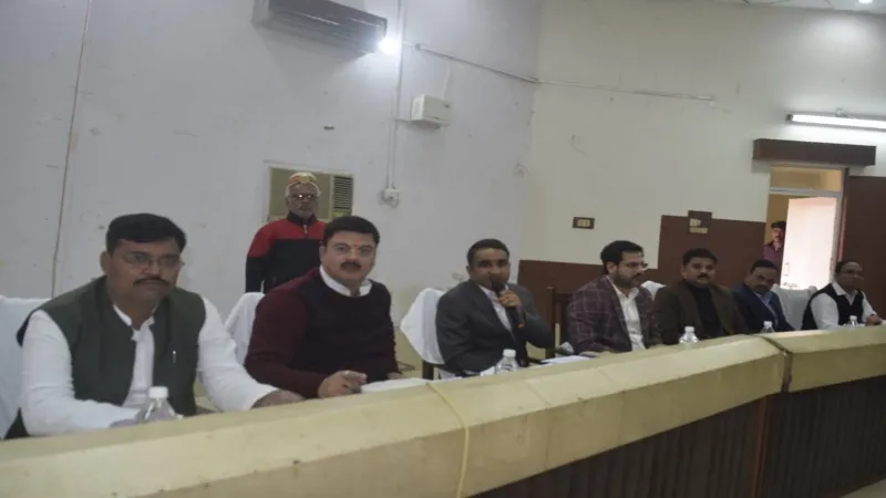 अयोध्या : चौक में बनेगी बहुमंजिला पार्किंग, वरासत शुल्क घटकर हुआ एक हजार 