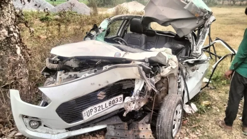 Barabanki accident : हादसे में बेटे समेत दो की मौत, पिता की हालत नाजुक