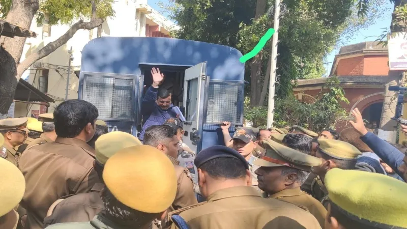 Video : एमपी-एमएलए की  विशेष कोर्ट में सांसद संजय सिंह का बयान दर्ज, जानिए क्या है मामला 