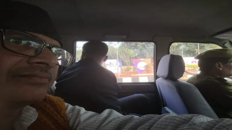 पुलिस भर्ती परीक्षा में धांधली की शिकायत लेकर पीएम से मिलने पहुंचे पूर्व आईपीएस नज़रबंद