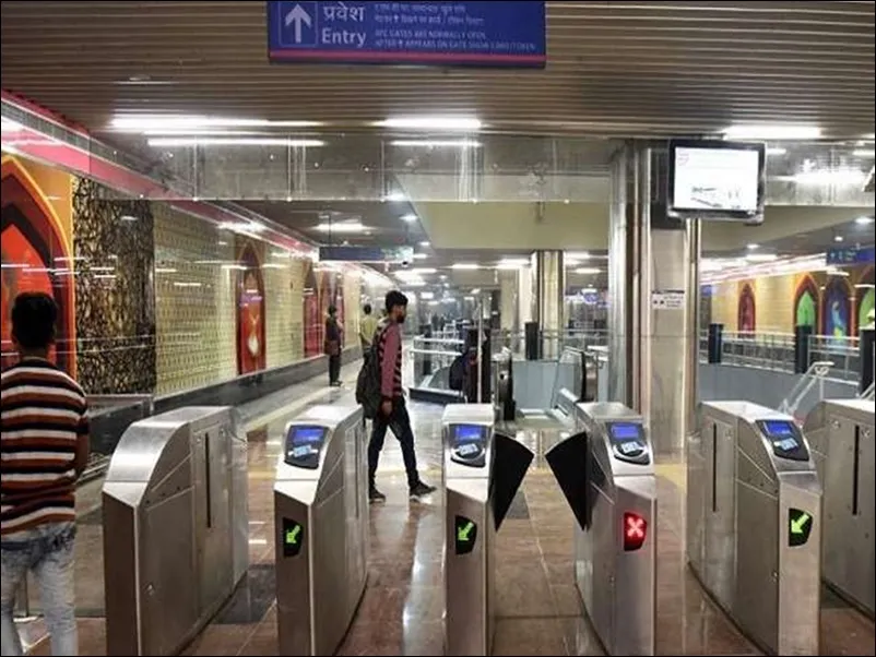 किसान प्रदर्शनः दिल्ली मेट्रो के नौ स्टेशन पर गेट बंद, स्टेशन बंद नहीं