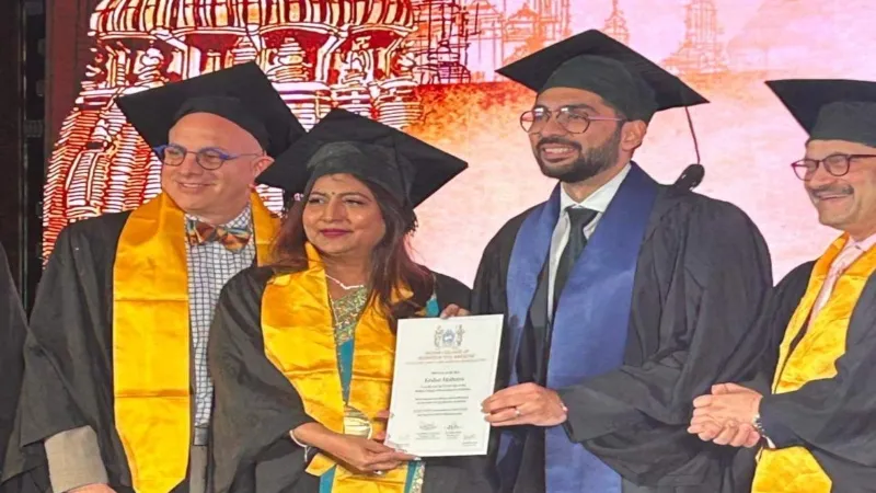 Good news :  आगरा के डॉक्टर दंपति को पुत्र समेत मिली आईसीआरएम Fellowship