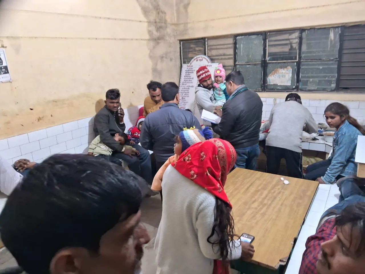 बदायूं: पिकअप और ट्रैक्टर-ट्राली की जोरदार भिड़ंत, 21 घायल