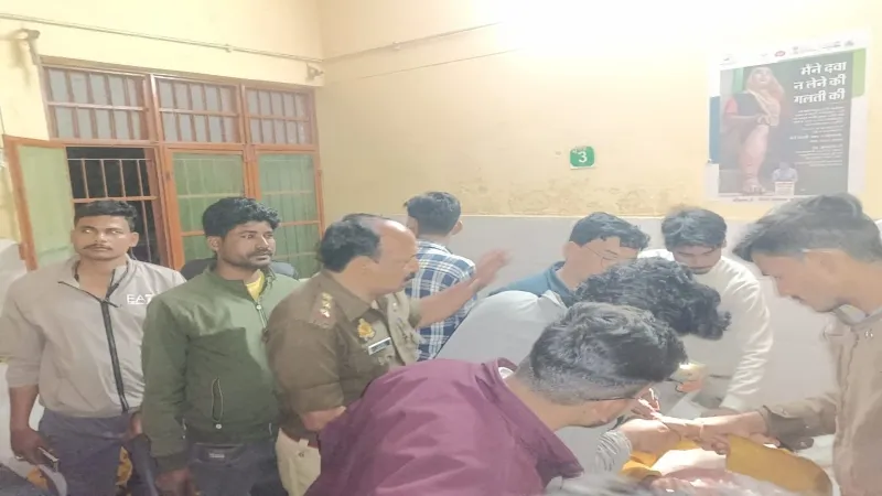 Bahraich accidents : सड़क हादसों के नाम रहा शुक्रवार, दो सिपाही समेत आठ घायल
