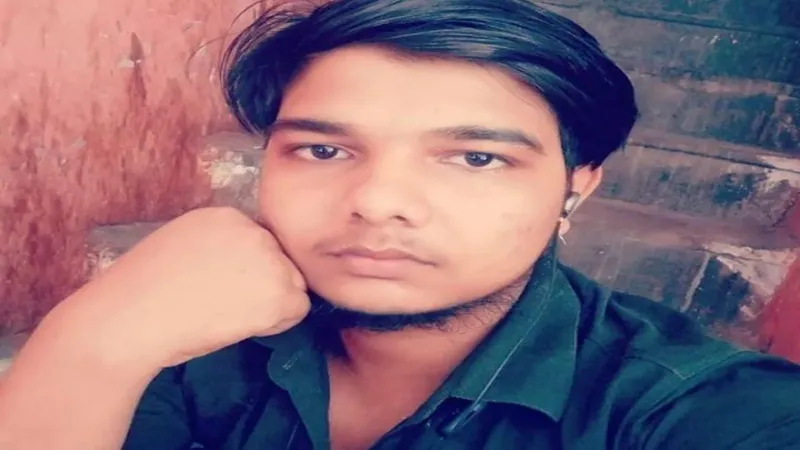 सुलतानपुर: अज्ञात वाहन की ठोकर से बाइक सवार एक युवक की मौत, दूसरा गंभीर
