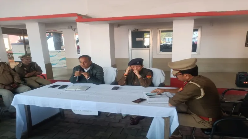 पैरामिलिट्री फोर्स किसी की नहीं सुनती, उसे खोखे का डिटेल नहीं देना होता : सीओ