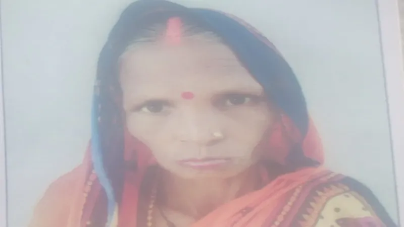 बहराइच: सांड के हमले में महिला की मौत, खेत जाते समय हुआ हादसा