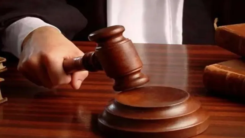 प्रयागराज : फर्जीवाड़ा करने वाले सहायक अध्यापकों पर लगाया 5 हजार का जुर्माना