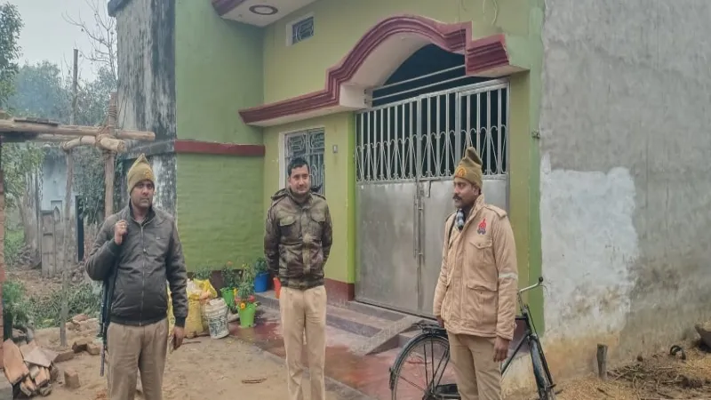 छपिया गोलीकांड : हत्यारोपी के घर पुलिस का पहरा, गांव में अब भी दहशत-पसरा सन्नाटा