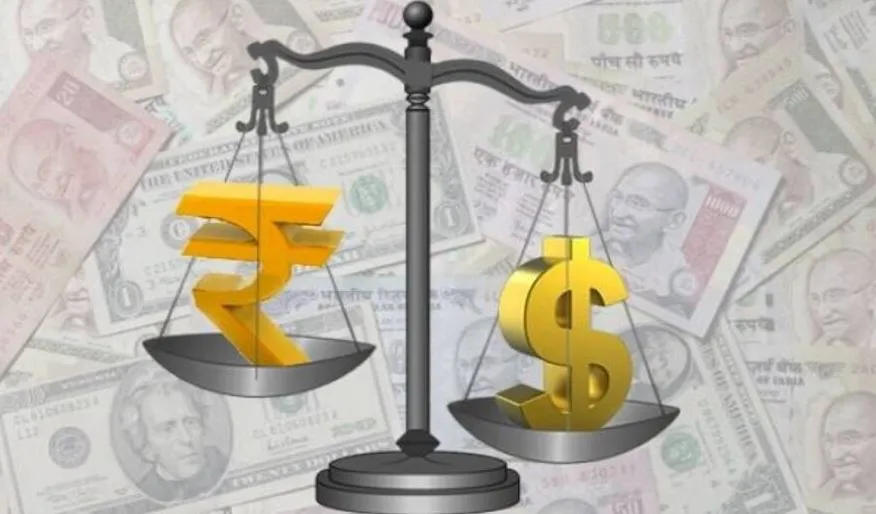 Business News: शुरुआती कारोबार में दो पैसे की बढ़त, रुपया पहुंचा 82.89 प्रति डॉलर पर 