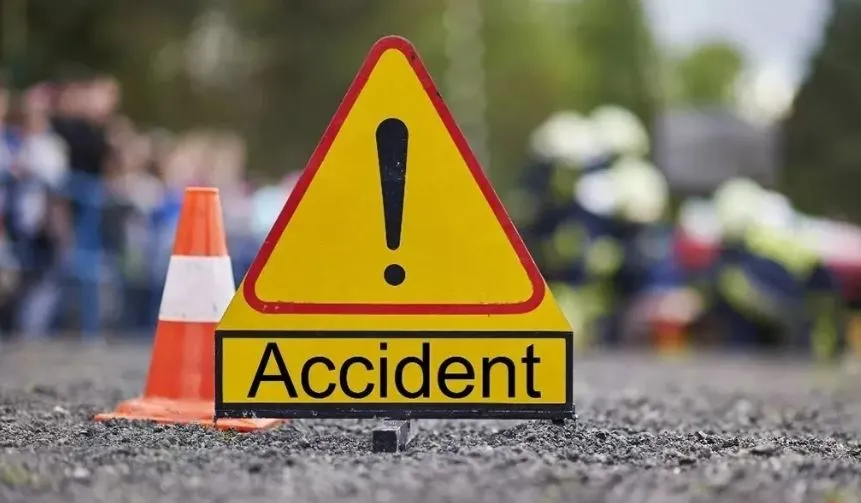Bareilly News: ट्रैक्टर-ट्रॉली ने 11 साल के बच्चे को मारी टक्कर, मौके पर मौत 