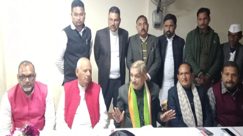 पं.जवाहर लाल और राहुल की यात्रा का उद्देश्य एक : प्रमोद तिवारी