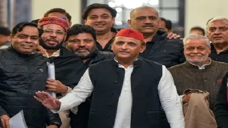 सीबीआई के समन पर आज नहीं जाएंगे अखिलेश यादव, अवैध खनन मामले में होनी है गवाही  