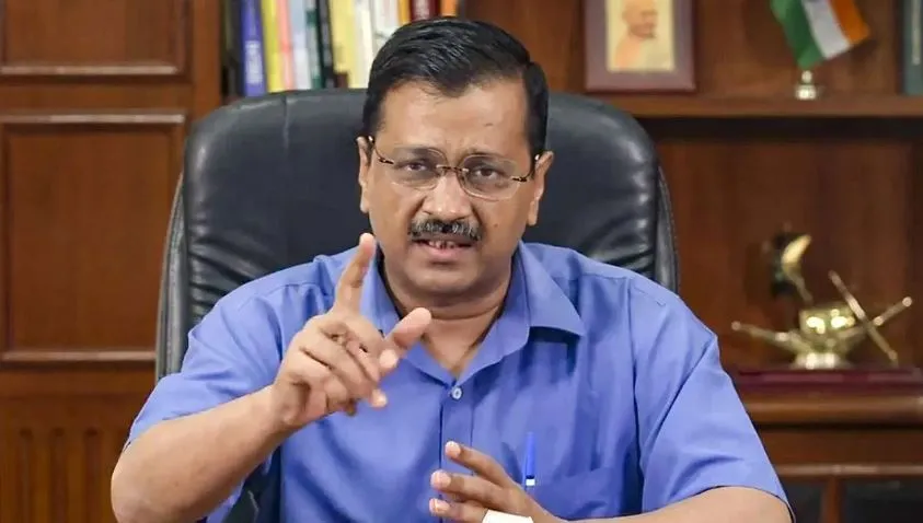आप विधायकों, कार्यकर्ताओं हिरासत में ले रही दिल्ली पुलिस: CM केजरीवाल 