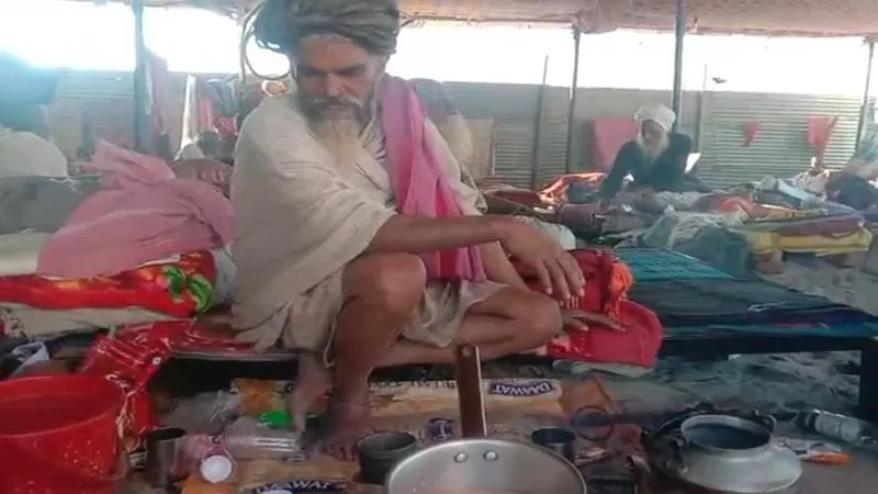 चाय वाले बाबा: चाय और चिलम के सहारे कट रही बाबा की जिंदगी, बचपन से नहीं लिया एक भी निवाला