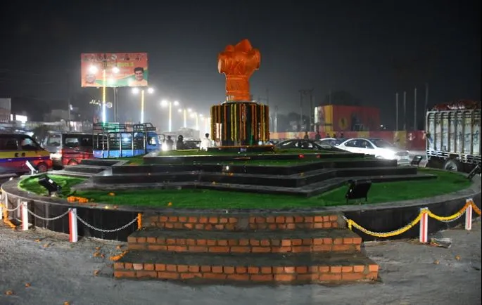 बरेली: डमरू का नहीं हो सका लोकार्पण, CM योगी के देरी से पहुंचने पर अफसरों की तैयारी पर फिरा पानी