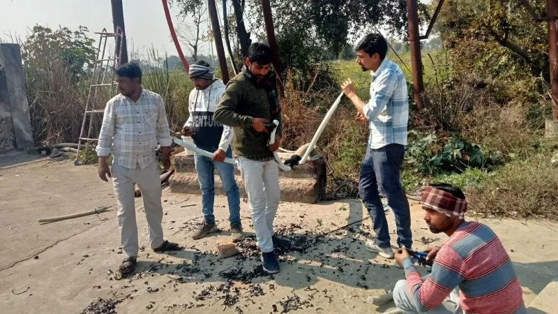 Auraiya News: लाइन ब्रेक डाउन होने से सैंकड़ों गांव की बिजली गुल... पानी का भी साढ़े सात घंटे तक रहा सकंट