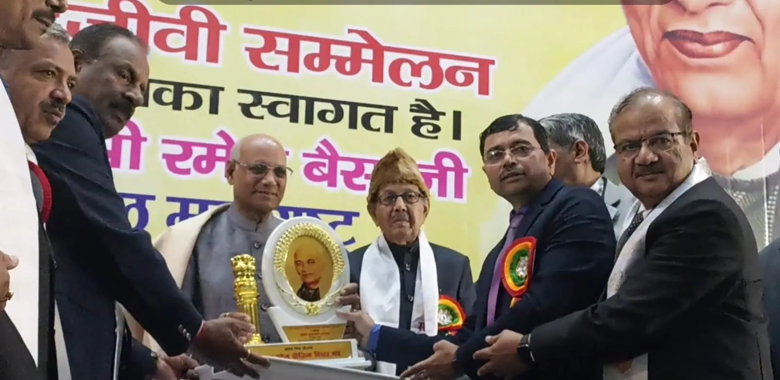 वर्ण-भेद ,वर्ग-भेद के कट्टर विरोधी थे सरदार पटेल: रमेश बैस