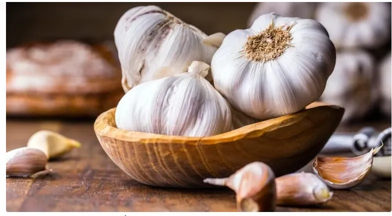 हल्द्वानी: ओ ईजा... 20 रुपये में बस लहसुन की दो गांठ