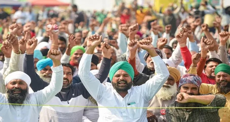 रुद्रपुर: किसानों की हुंकार पर सहमी पुलिस, मंडी को बनाया छावनी