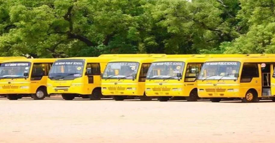 बरेली: अनफिट 112 स्कूली वाहनों का पंजीयन निरस्त, डीएम के निर्देश पर परिवहन विभाग ने की कार्रवाई