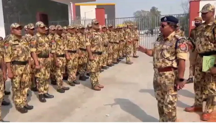 Agra News: आगरा मेट्रो की सुरक्षा की जिम्मेदारी संभालेगी SSF, जानें क्या है खास