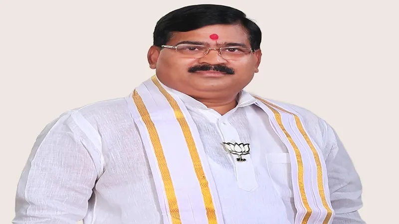 प्रतापगढ़: काफिले में शामिल गाड़ियों के हूटर पर टिप्पणी, सांसद के सुरक्षाकर्मियों ने व्यापारी नेता को पीटा