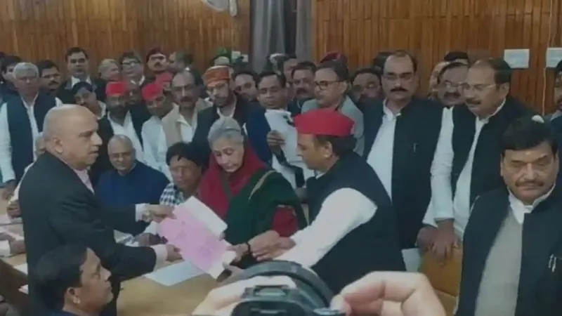 रास चुनाव: सपा के रामजीलाल सुमन, जया बच्चन और आलोक रंजन ने दाखिल किया नामांकन पत्र, अखिलेश यादव भी रहे मौजूद