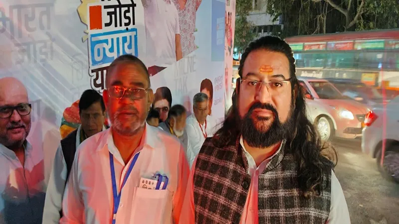 Lucknow पहुंची राहुल गांधी की भारत जोड़ो न्याय यात्रा, स्वागत के लिए जुटे सैकड़ों लोग, लगा भीषड़ जाम