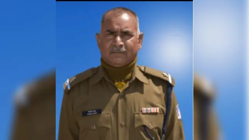 Etawah: शहर ने खोया वीर सपूत... छत्तीसगढ़ में CRPF जवान शहीद; नक्सली के बिछाए माइंस की चपेट में आने से हुआ हादसा... 