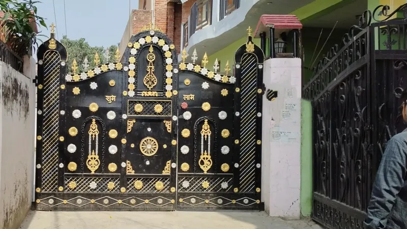 सुलतानपुर: पूर्व डीआईजी पर किशोर से कुकर्म का आरोप, केस दर्ज कर जांच में जुटी पुलिस 