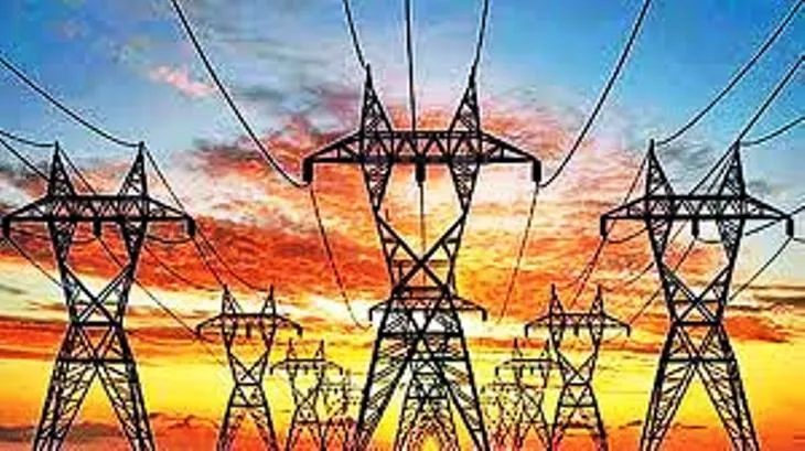 'बिजली चाहिए तो पहले अपनी बेटी को भेज दीजिए', कासगंज में जेई पर लगे गंभीर आरोप  