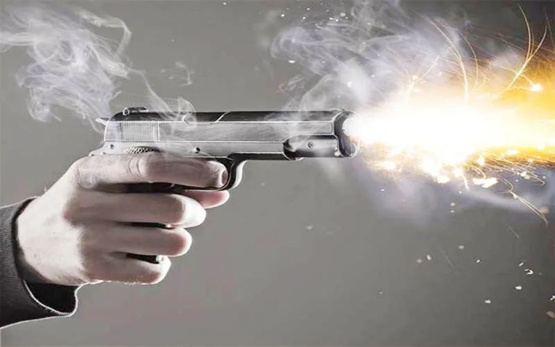 लखनऊ: बीकेटी में युवक ने दूसरे युवक पर चलाई गोली, हालत स्थिर, आरोपी फरार, देखें video