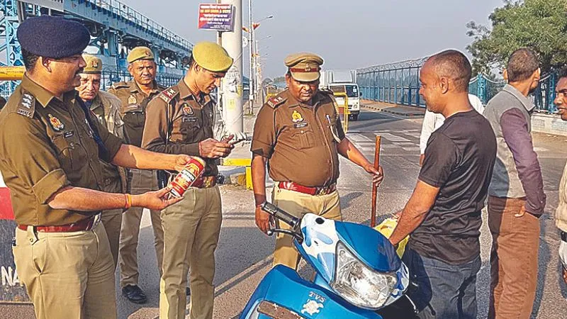 Ganga Barrage: दवा कारोबारी की मौत के बाद गंगाबैराज पर ग्राउंड चेकिंग…पुलिस को देख भाग रहे लोग