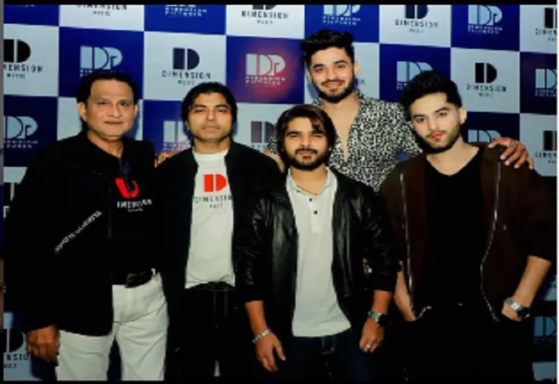 DIMENSION MUSIC  का दर्शकों के लिए उपहार, सलमान अली और अल्तमश फरीदी ने गाया गाना