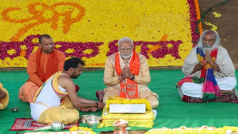 संभल: जहां प्रधानमंत्री मोदी ने रखी कल्कि धाम निर्माण की शिला वहां जुटने लगे श्रद्धालु