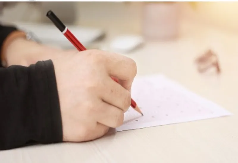  मुरादाबाद : समय प्रबंधन के लिए अभी से करें सैंपल पेपर का अभ्यास