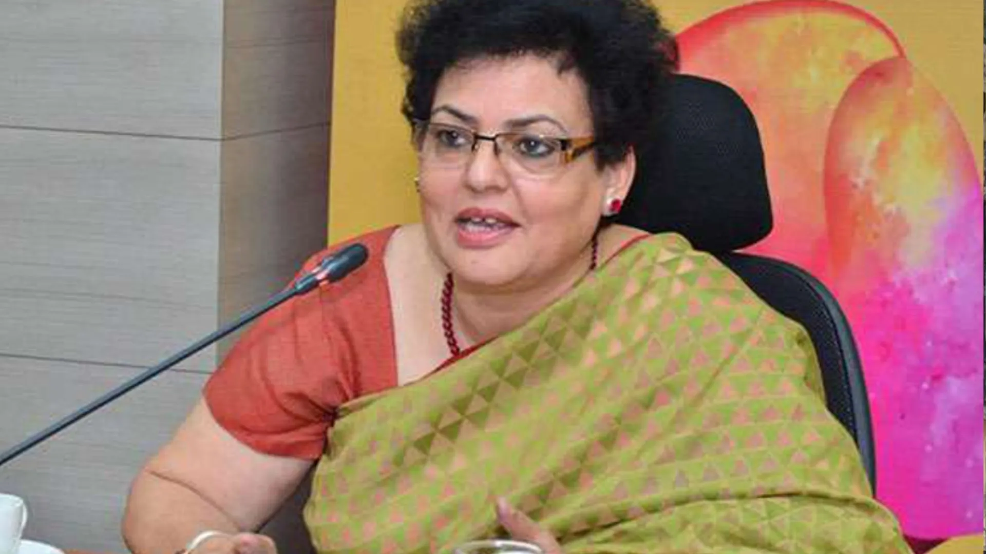 प.बंगाल के संदेशखाली का दौरा करेंगी NCW अध्यक्ष रेखा शर्मा, राज्य सरकार पर साधा निशाना 