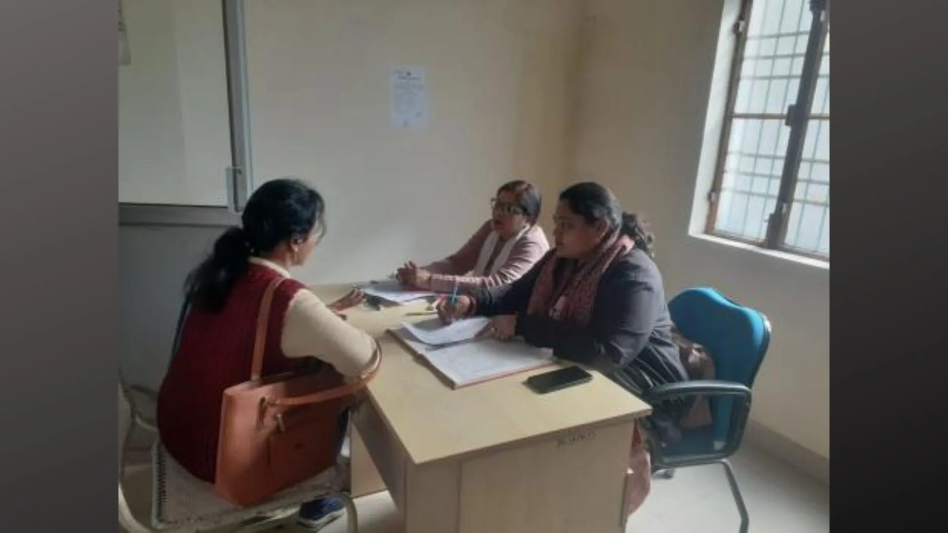 Bareilly News: विश्वास की नींव पर खड़ी रिश्तों की इमारत...खोखला कर रहा शक का कीड़ा
